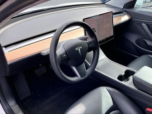 Used 2019 Tesla Model 3 Long Range image 14