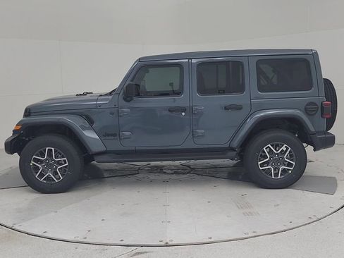 New 2026 Jeep Wrangler Sahara image 7