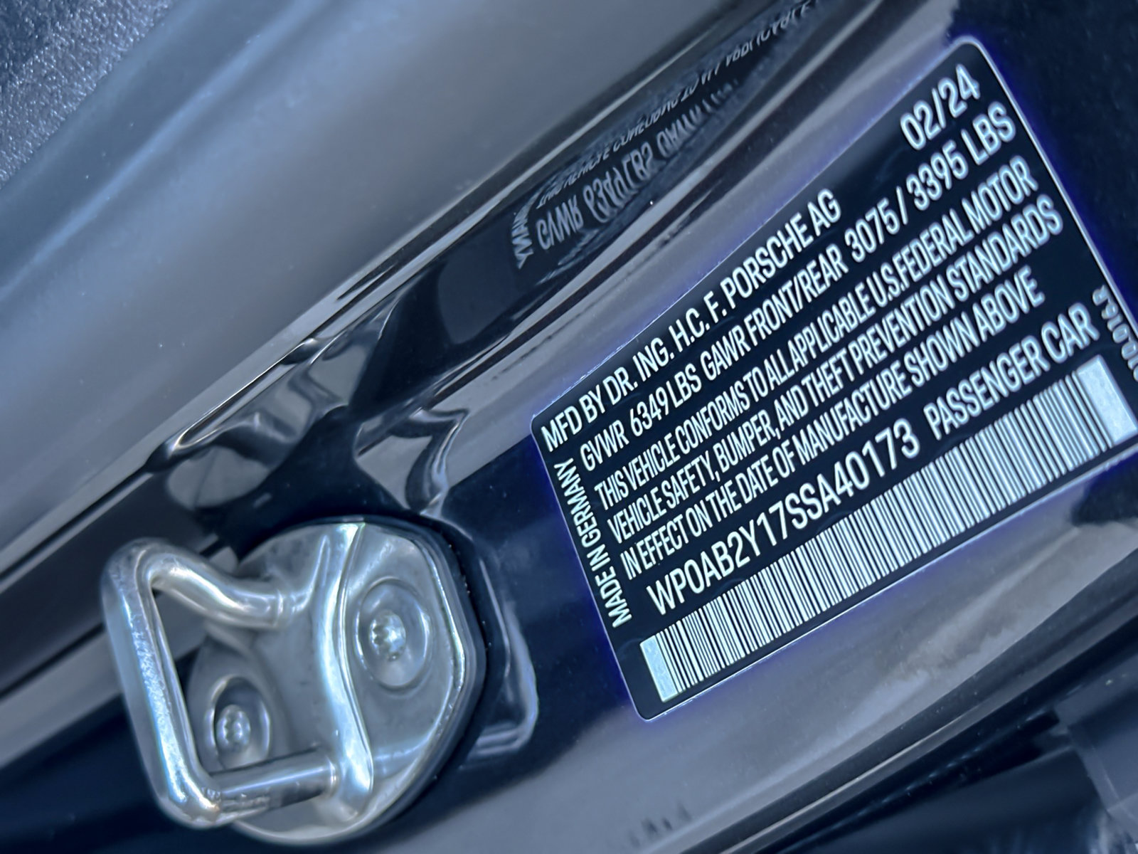 Certified 2025 Porsche Taycan 4S AWD/4WD image 36