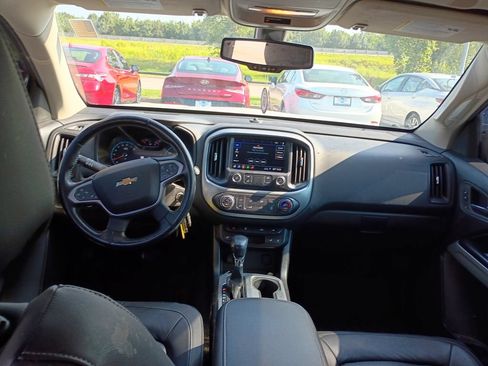 Used 2022 Chevrolet Colorado LT w/ Luxury Package AWD/4WD image 10