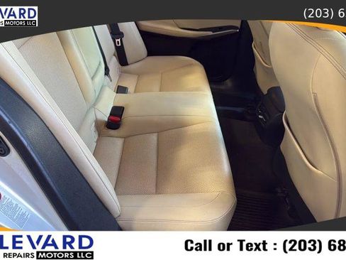 Used 2016 Lexus IS 300 AWD w/ Navigation System Package image 33