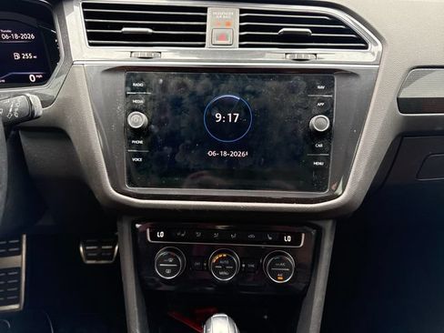 Used 2020 Volkswagen Tiguan SEL Premium R-Line w/ 3rd Row Seat Package AWD/4WD image 25