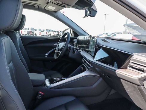 New 2025 Audi Q5 Premium image 22