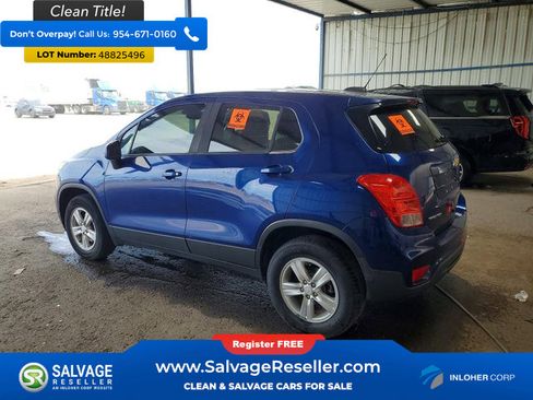 Used 2017 Chevrolet Trax LS AWD/4WD image 3