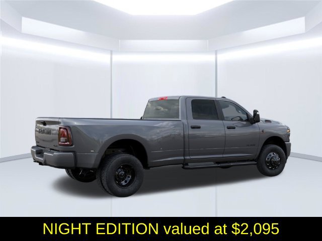 New 2026 RAM 3500 Big Horn AWD/4WD image 5