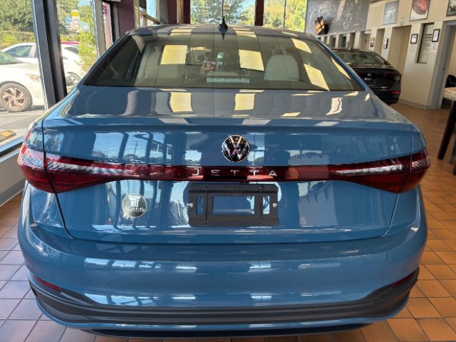 Used 2025 Volkswagen Jetta S FWD image 11