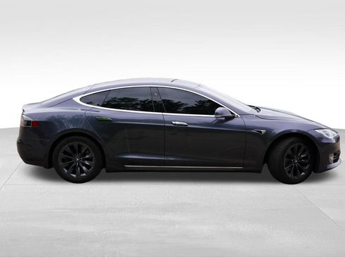 Used 2020 Tesla Model S Long Range Plus AWD/4WD image 3