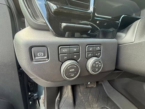Used 2026 Chevrolet Silverado 1500 ZR2 AWD/4WD image 33