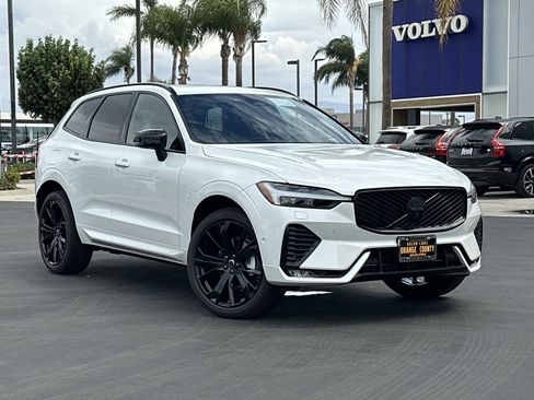 New 2026 Volvo XC60 B5 Ultra w/ Climate Package image 1