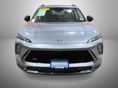 Certified 2025 Buick Envision Sport Touring image 2