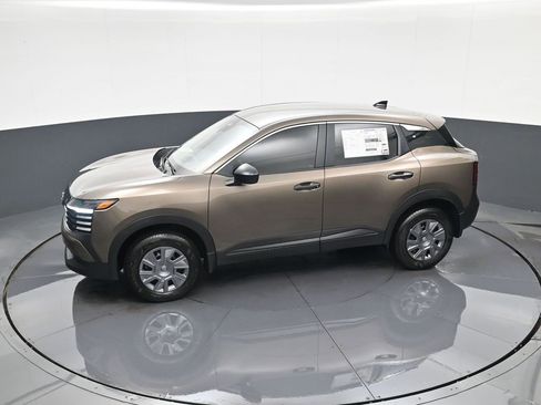 New 2026 Nissan Kicks S image 28