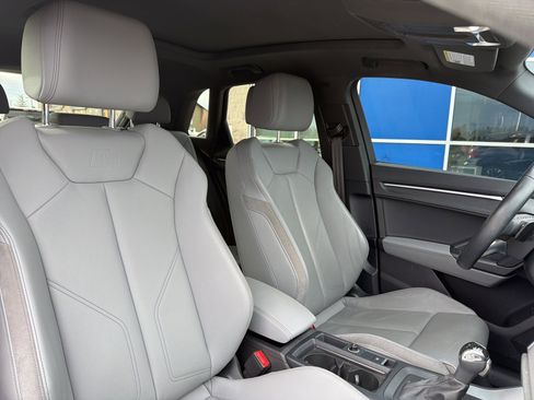 Used 2021 Audi Q3 2.0T Premium Plus w/ Premium Plus Package image 15