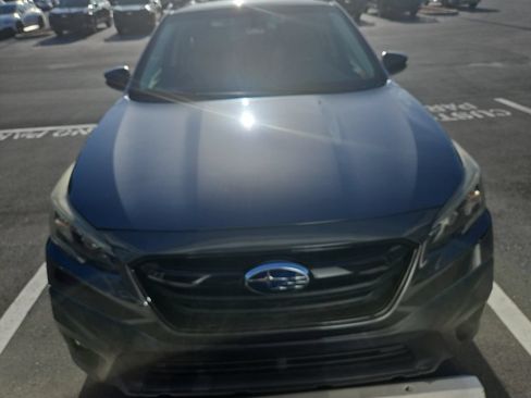 Used 2021 Subaru Outback Onyx Edition XT AWD/4WD image 2