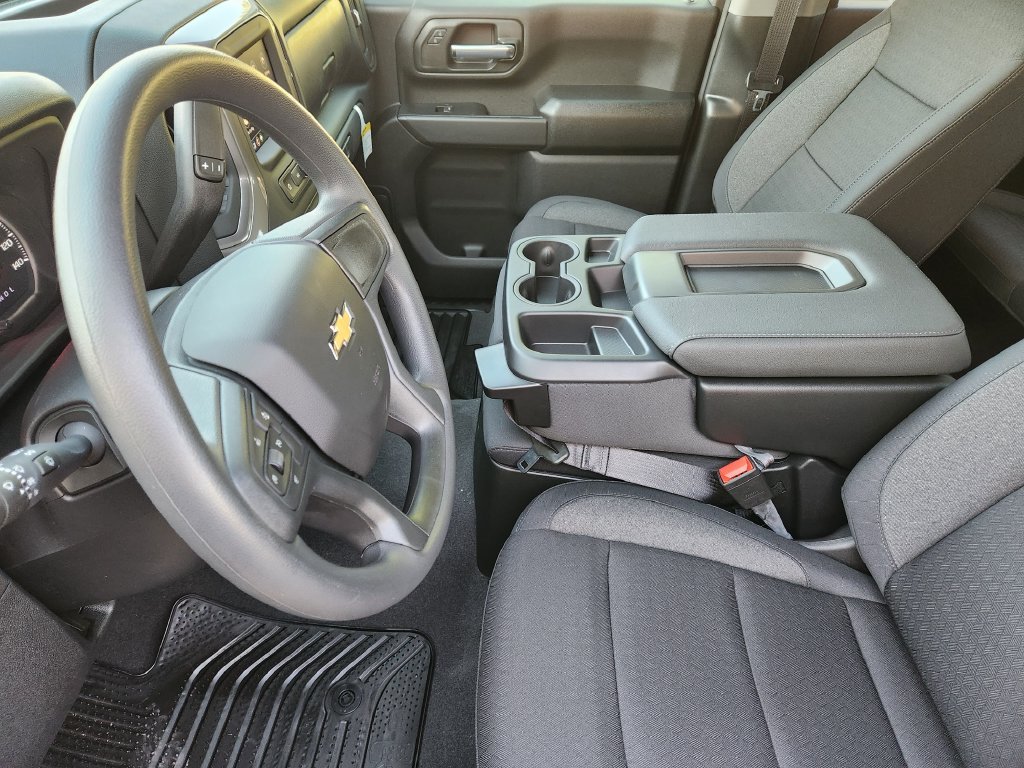 New 2026 Chevrolet Silverado 2500 Custom w/ Custom Value Package AWD/4WD image 9