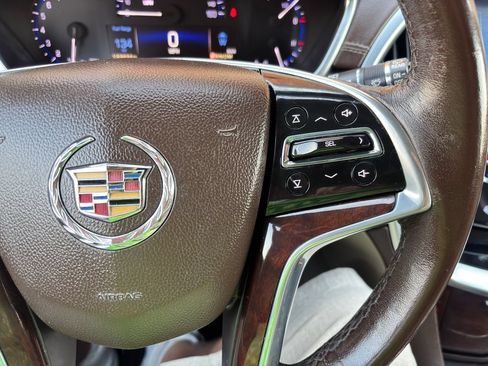 Used 2016 Cadillac SRX Luxury w/ Driver Awareness Package AWD/4WD image 21