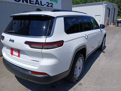 Used 2023 Jeep Grand Cherokee L Laredo RWD image 3