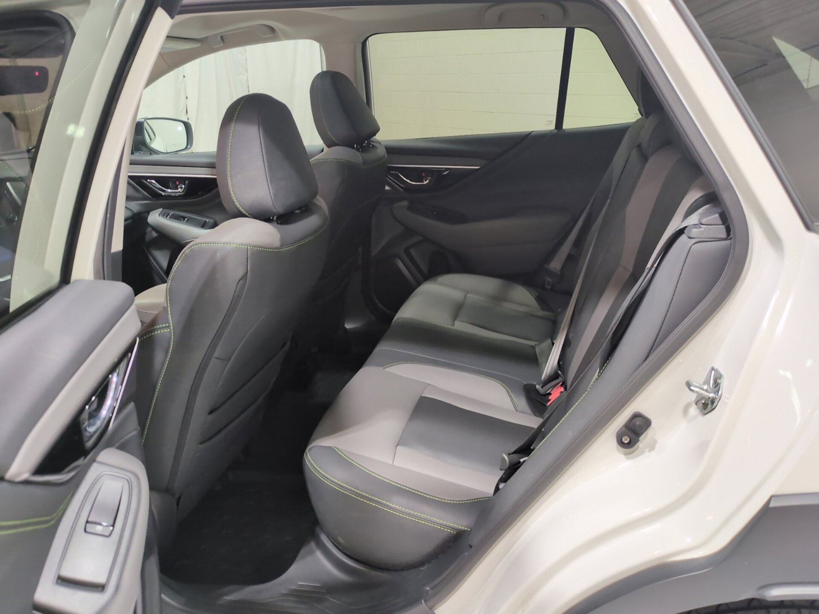 Certified 2024 Subaru Outback Onyx Edition AWD/4WD image 15