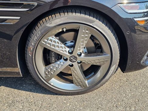 Certified 2025 Genesis G80 2.5T Sport Prestige AWD/4WD image 29