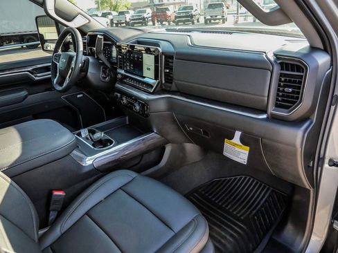 New 2026 Chevrolet Silverado 2500 LTZ w/ Trail Boss Package AWD/4WD image 17