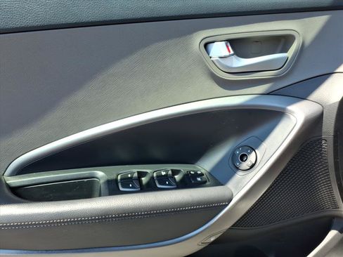 Used 2014 Hyundai Santa Fe Sport w/ Premium Equipment Package 03 FWD image 23