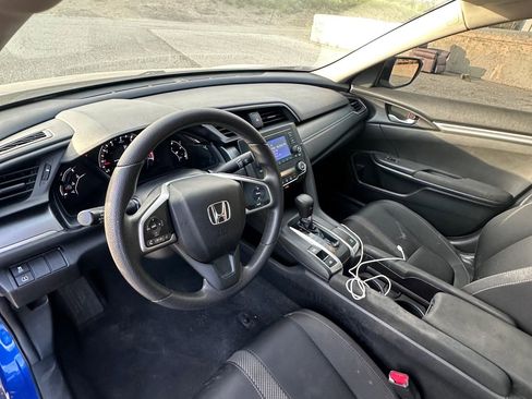 Used 2018 Honda Civic LX image 9