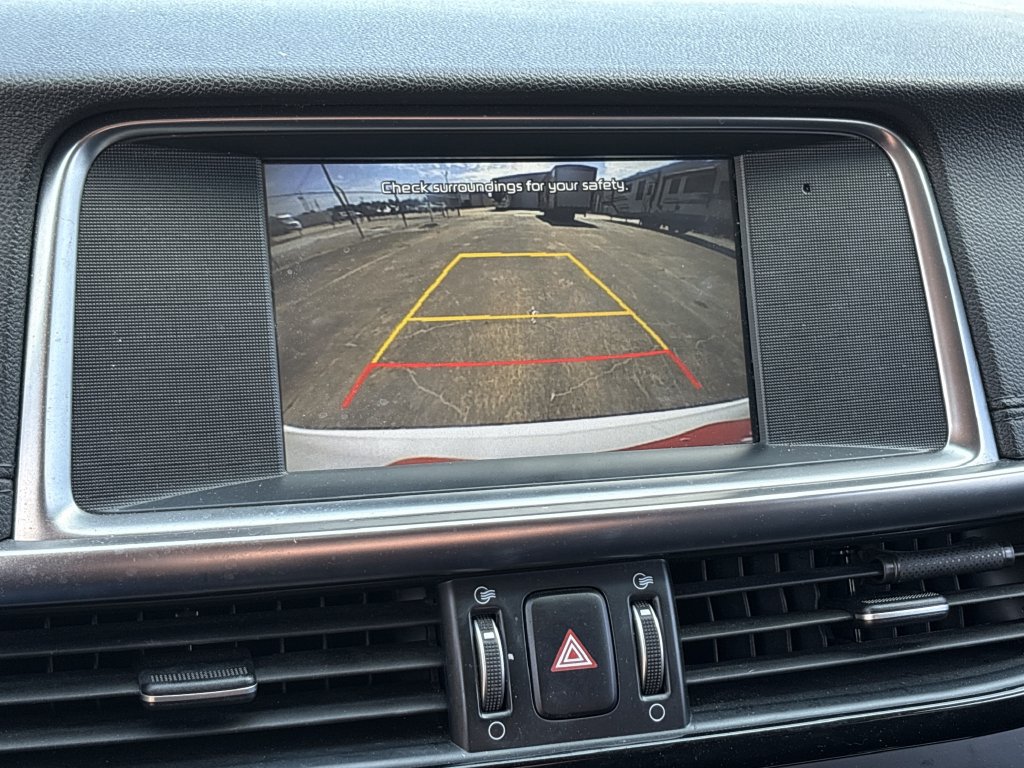 Used 2018 Kia Optima EX w/ Premium Package FWD image 19