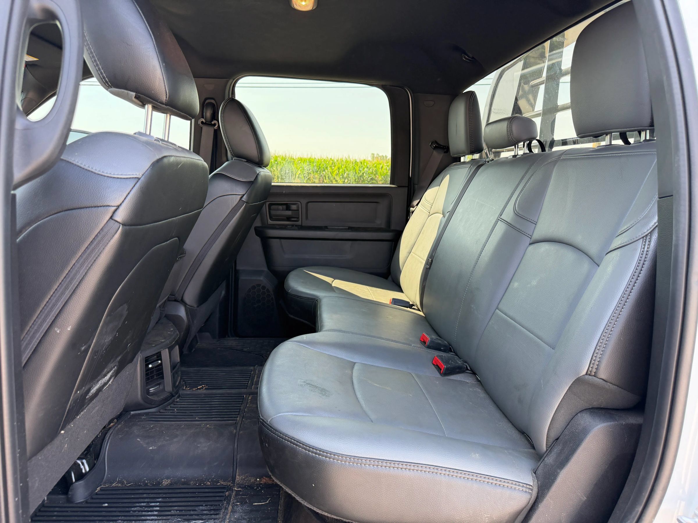 Used 2024 RAM 5500 Tradesman w/ Chrome Appearance Group AWD/4WD image 27