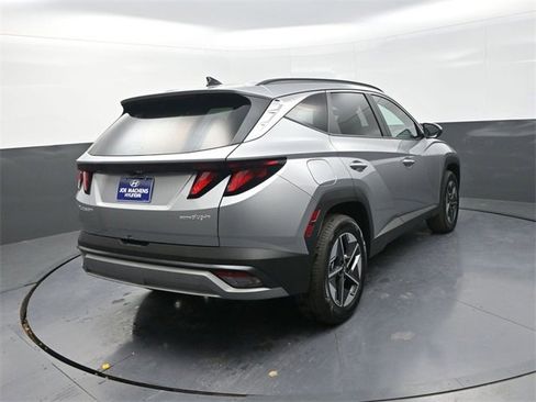 New 2025 Hyundai Tucson SEL image 8