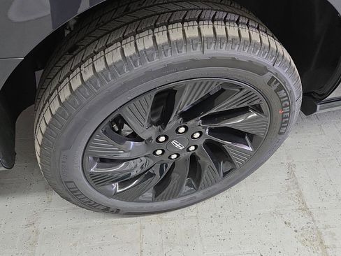 New 2025 Lincoln Navigator L Reserve w/ Jet Appearance Package image 23