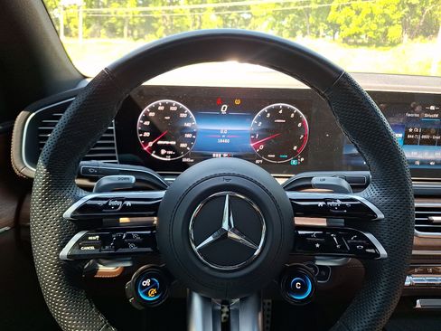 Used 2024 Mercedes-Benz GLE 53 AMG 4MATIC Coupe w/ Winter Package image 19