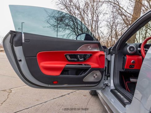 Used 2025 Mercedes-Benz AMG GT 63 image 32