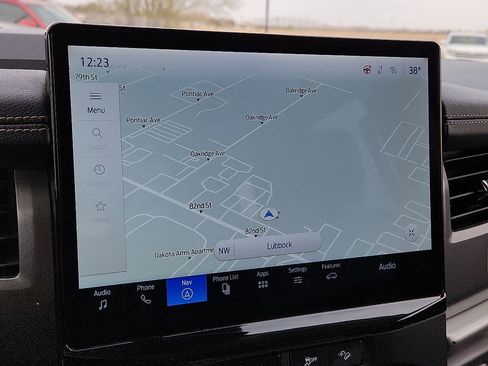 Used 2024 Ford Expedition Max XLT image 9