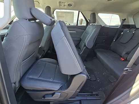 New 2026 Ford Explorer Active image 38