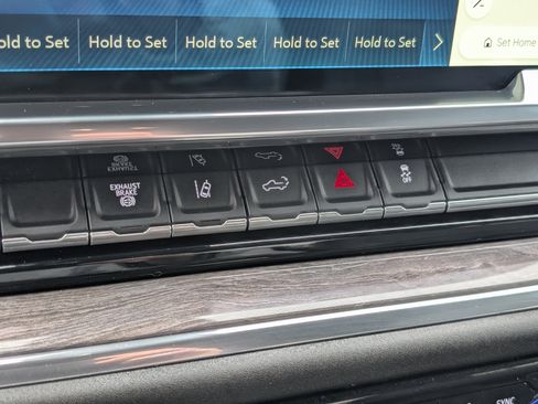 Used 2024 Chevrolet Silverado 2500 LTZ w/ Snow Plow Prep/Camper Package image 21