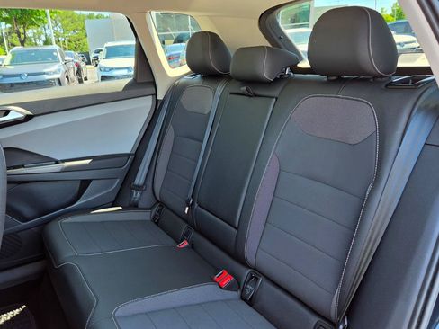 Certified 2023 Volkswagen Taos SE w/ Panoramic Sunroof Package FWD image 52