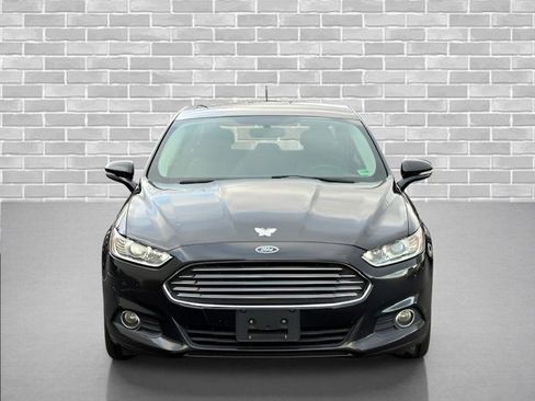 Used 2015 Ford Fusion SE w/ Equipment Group 202A image 10