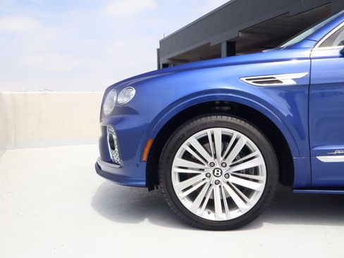Used 2021 Bentley Bentayga Speed AWD/4WD image 7