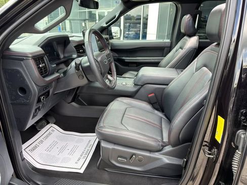 Used 2024 Ford Expedition Limited AWD/4WD image 13