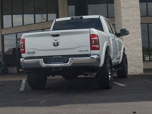 Used 2022 RAM 2500 Limited AWD/4WD image 3