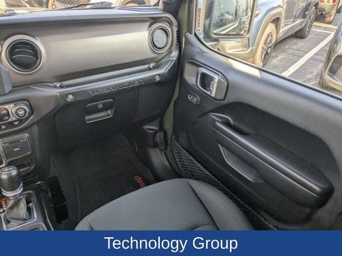 Used 2020 Jeep Wrangler Unlimited Sport image 18