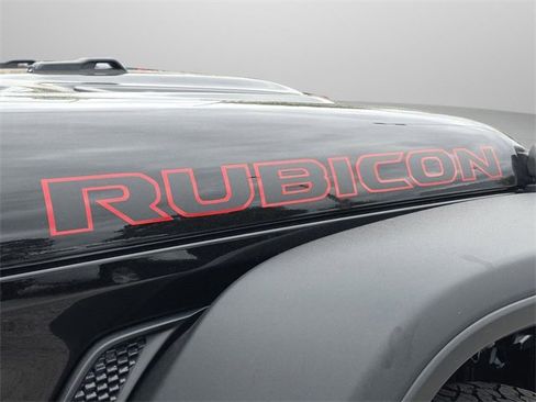 Certified 2025 Jeep Wrangler Unlimited Rubicon image 36