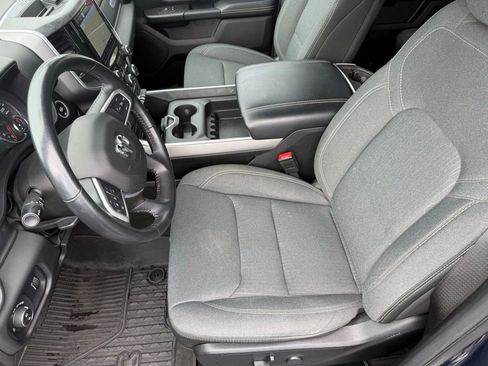 Used 2023 RAM 1500 Big Horn AWD/4WD image 3