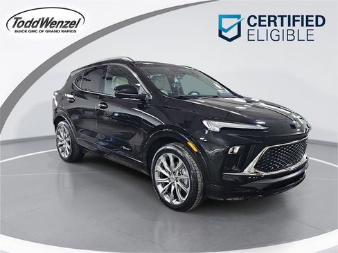 Certified 2024 Buick Encore GX Avenir w/ Avenir Convenience Package FWD image 1
