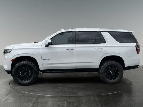 Used 2023 Chevrolet Tahoe Premier w/ Premium Package AWD/4WD image 5