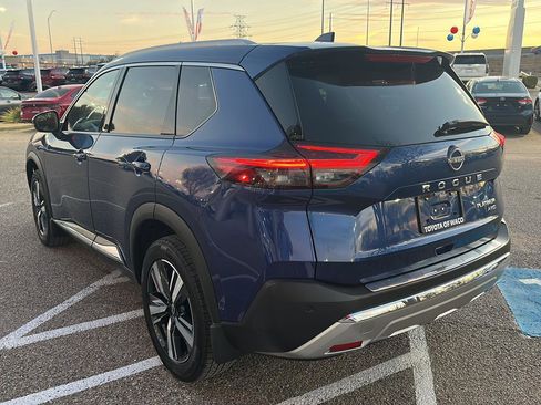 Used 2023 Nissan Rogue Platinum w/ Platinum Premium Package image 5