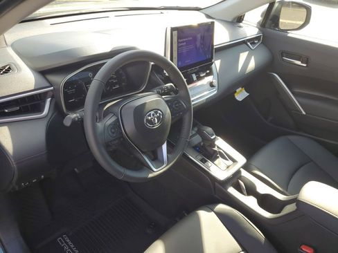New 2026 Toyota Corolla Cross XLE FWD image 12