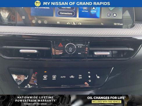 New 2026 Nissan Kicks SR w/ Cold Weather Package image 13