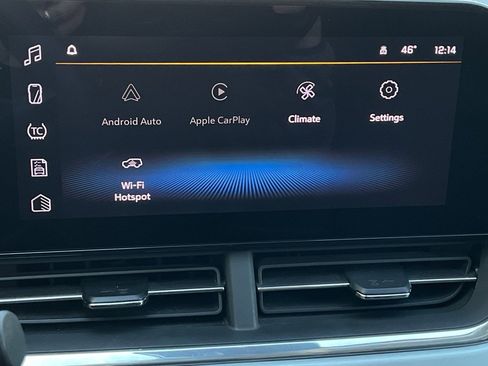 Used 2025 Chevrolet Trax LT image 31