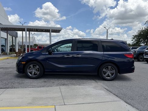Used 2024 Honda Odyssey EX image 8