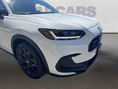 Certified 2024 Honda HR-V Sport image 39